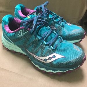 Saucony Everun Peregrine Trail Shoes Size 9 EUC